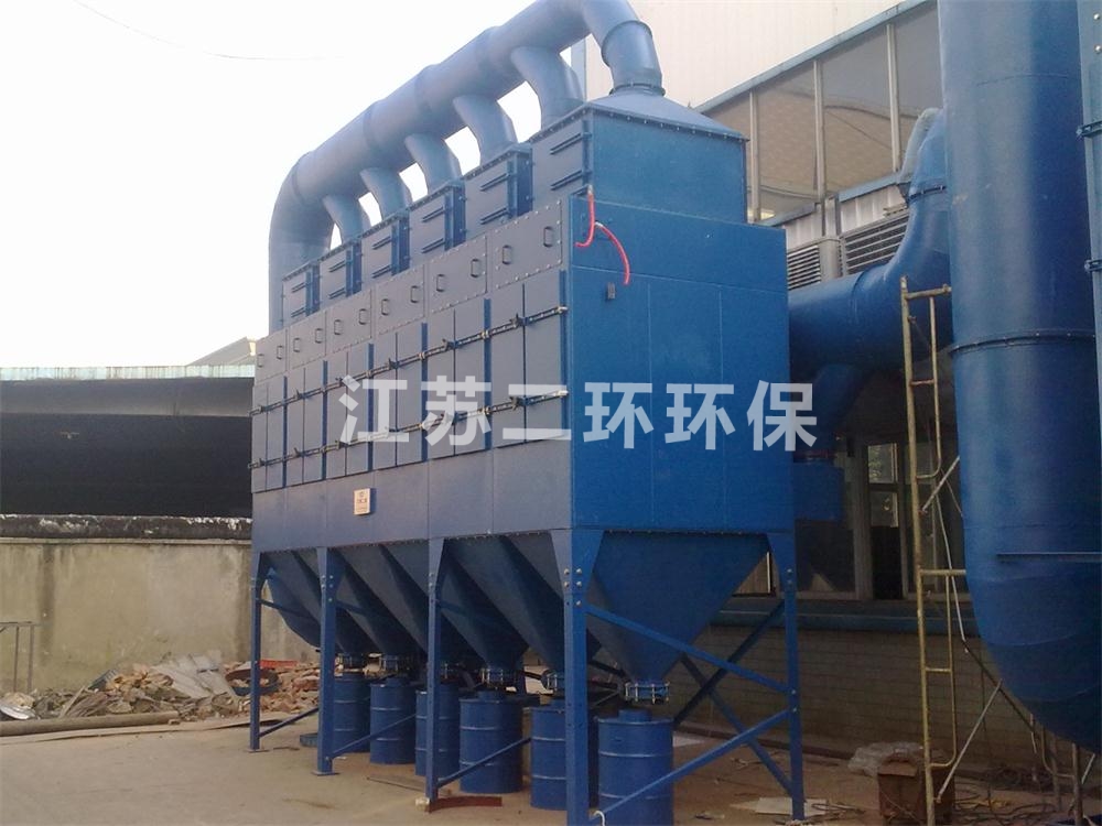 濾筒国产麻豆精品的清灰裝置與氣量分布板的介紹